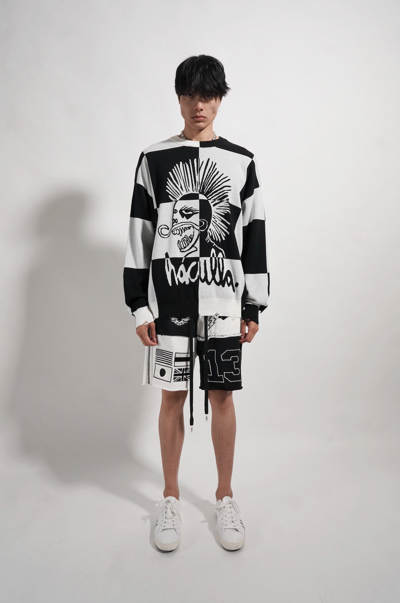 THIS IS CHESS SWEATER