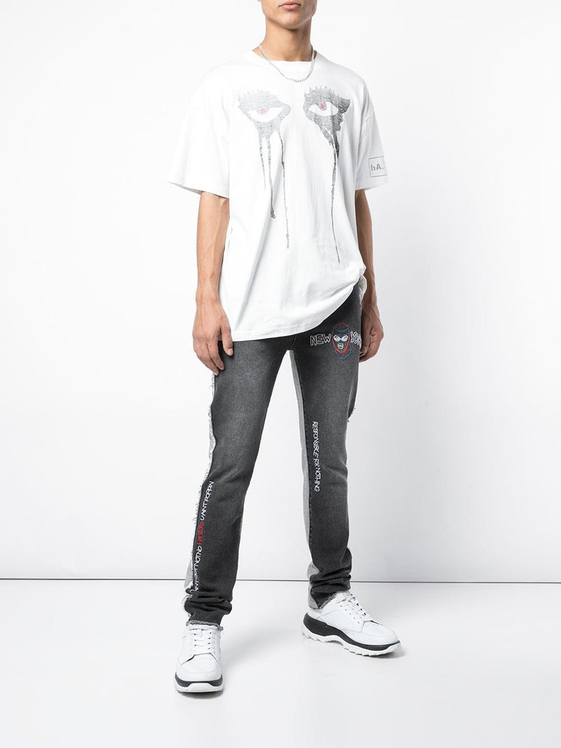 MOODY EYES TEE