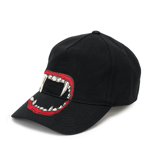 FANG LIP DAD HAT