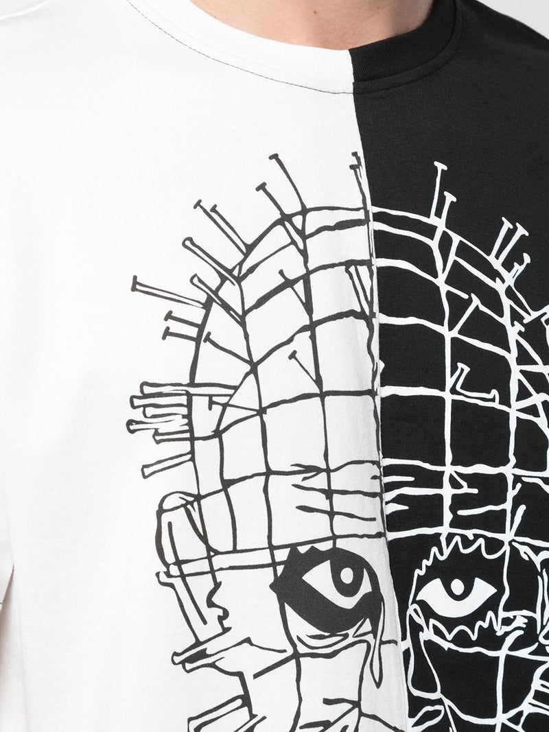 SPLIT IN HALF MASKED PINS TEE BLACK/WHITE
