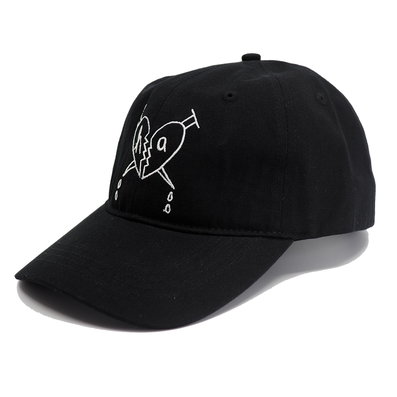 BROKEN HEART HAT BLACK