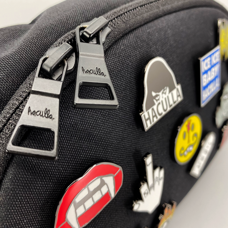 PIN EXPLOSION FANNY PACK