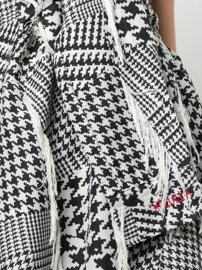 HAHA WOVEN TOP  BLACK/ WHITE