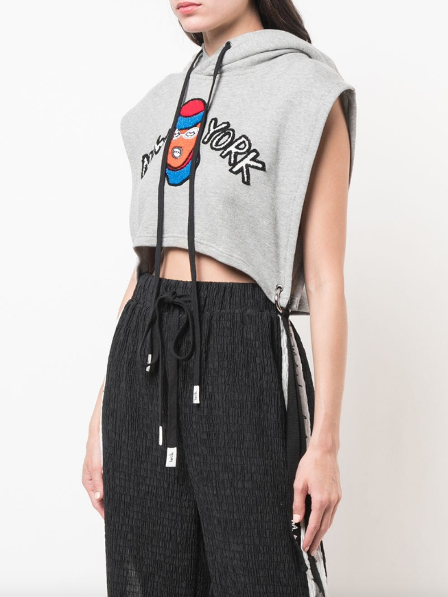 CROPPED HOODED SWEATSHIRT